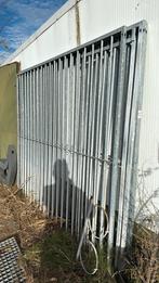 Hondenren met drink/eetbak houder, Dieren en Toebehoren, Ophalen, Zo goed als nieuw