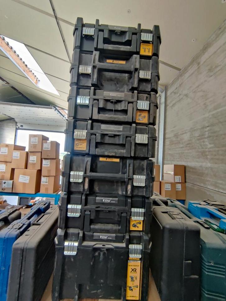 Dewalt T-Stak koffers (zie beschrijving), Doe-het-zelf en Bouw, Gereedschapskisten, Zo goed als nieuw, Ophalen