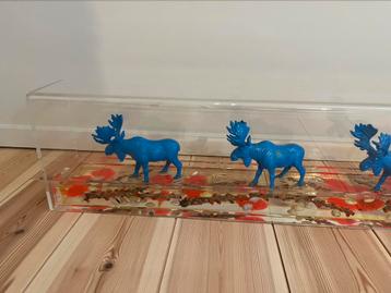 William Sweetlove - Cloned Moose beschikbaar voor biedingen