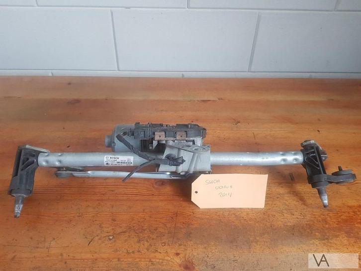 Skoda Octavia 2013 -2020 ruitenwissermechaniek met motor €50, Auto-onderdelen, Ruiten en Toebehoren, Skoda, Gebruikt, Ophalen of Verzenden