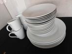 Borden en tassen cosy & trendy, Huis en Inrichting, Keuken | Servies, Ophalen, Zo goed als nieuw, Bord(en)