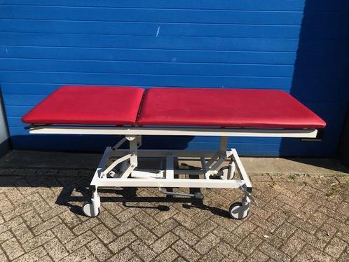 Voetbediende onderzoeksbank behandelbank goede staat, Diversen, Braces
