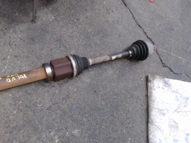 Cardan gauche Volvo V40 1.6D2 84kw 2012-2017 LP/15173, Autos : Pièces & Accessoires, Freins & Transmission, Volvo, Utilisé, Enlèvement