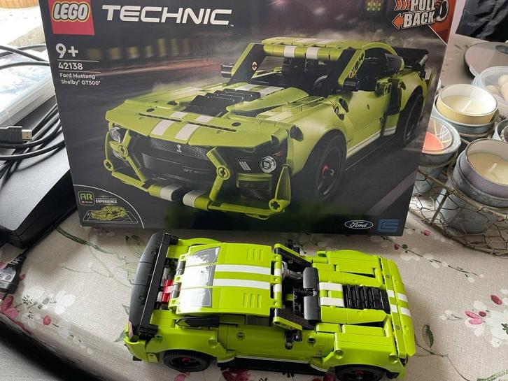 Lego Ford Shelby GT500 42138 met doos en boekjes, Kinderen en Baby's, Speelgoed | Duplo en Lego, Zo goed als nieuw, Lego, Complete set