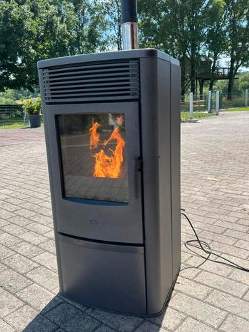 Poêle à pellets Edilkamin 7KW, Autres carburants, Comme neuf, Enlèvement, Poêle à granulés