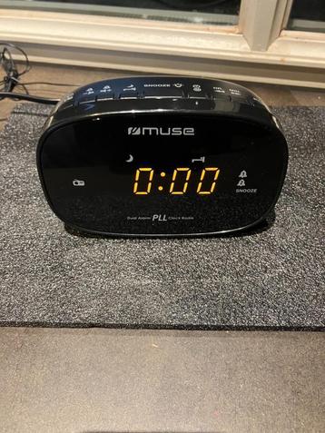 Muse M-150CR PLL FM Dual Alarm Clock Radio, Enlèvement ou Envoi, Comme neuf, Radio