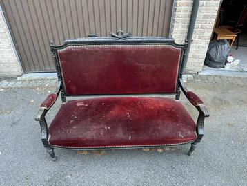 Antieke Sofa jaren 1880 (zwart) beschikbaar voor biedingen