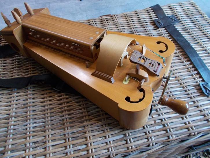 draailier, hurdy-gurdy, Drehleier, vielle á roue, Musique & Instruments, Instruments à corde | Autre, Utilisé, Autres types, Enlèvement ou Envoi