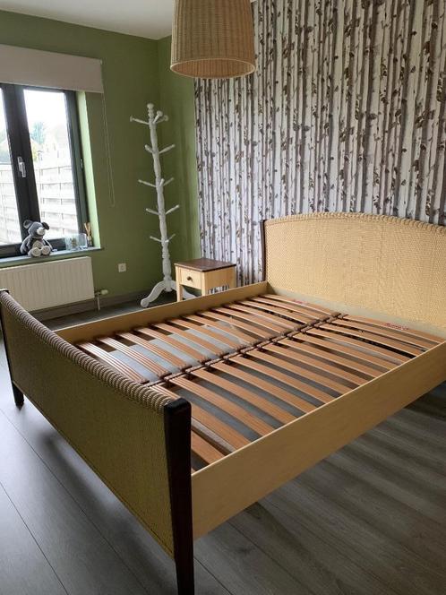 Bed, commode en nachtkastjes, Huis en Inrichting, Slaapkamer | Bedden, Zo goed als nieuw, Tweepersoons, 160 cm, 200 cm, Hout, Crème