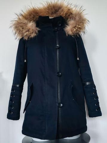 Maje T38 damesjas — zwart/blauwe capuchon met imitatievoerin beschikbaar voor biedingen