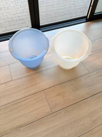 Tummy Tub 2 stuks te koop beschikbaar voor biedingen