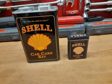 2 faux bidons huile vide shell  beschikbaar voor biedingen