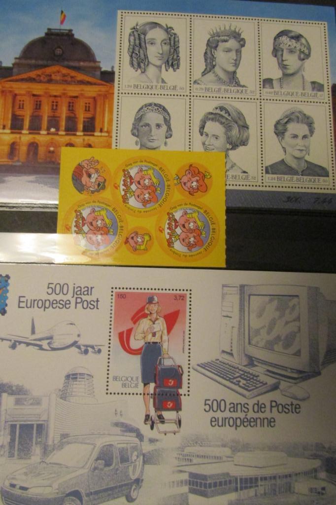 Complete jaargang 2001 postzegels België, Postzegels en Munten, Postzegels | Europa | België, Postfris, Postfris, Ophalen of Verzenden