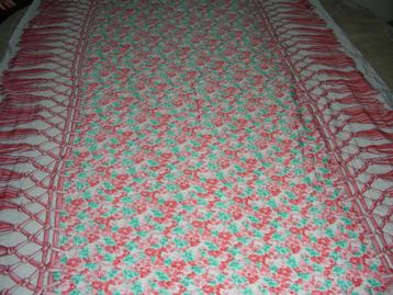 Groene met roze/perzikkleurige bloemen fijne sjaal