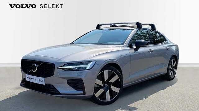 Volvo S60 Recharge T6 Plug-In Hybrid Plus Dark: 326699 |, Auto's, Volvo, S60, 4x4, ABS, Adaptive Cruise Control, Airbags, Airconditioning
