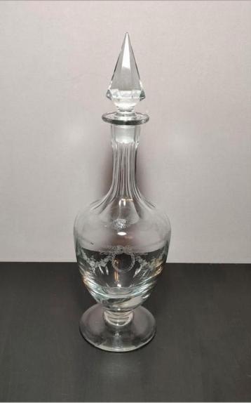 Art-nouveau karaf beschikbaar voor biedingen