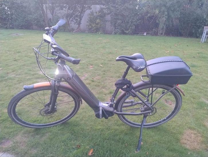 Vélo électrique avec 175 km d'autonomie. En parfait état., Fietsen en Brommers, Elektrische fietsen, Zo goed als nieuw, Ophalen