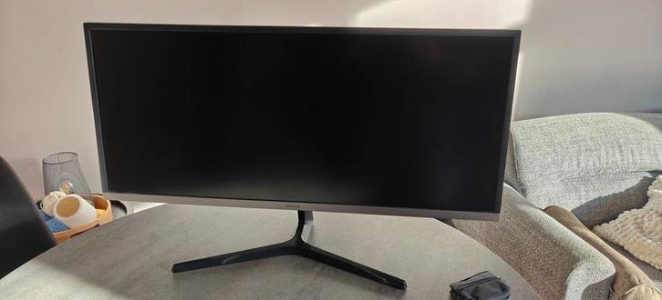 Moniteur Samsung U32J590UQU 32" 4K UHD., Informatique & Logiciels, Moniteurs, Enlèvement