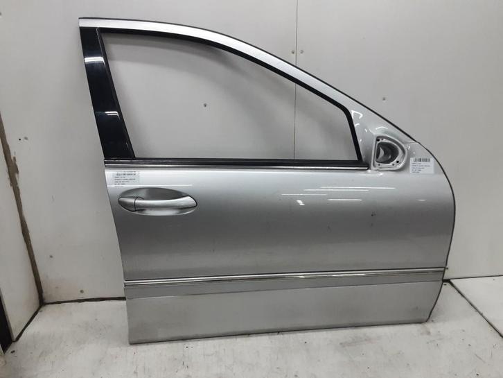 PORTIER RECHTS VOOR Mercedes-Benz C (W203) (01-2000/02-2007), Auto-onderdelen, Carrosserie, Deur, Mercedes-Benz, Voor, Rechts