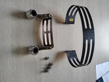 Akrapovic bracket en Carbon klem voor R1200S  beschikbaar voor biedingen