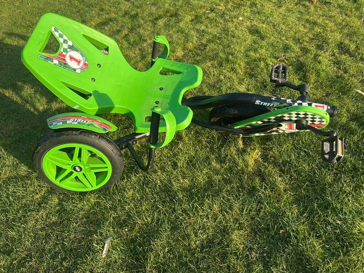 Berg gocart Street X 3 wieler 385€ nieuwprijs (nu 250€), Kinderen en Baby's, Speelgoed | Buiten | Skelters, Berg, Ophalen
