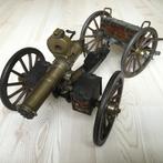 Colt’s Gatling gun geweer kanon model 1883 munitiekist, Ophalen