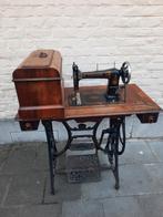 Machine à coudre Excelsior Canadienne, Hobby & Loisirs créatifs, Machines à coudre & Accessoires, Enlèvement