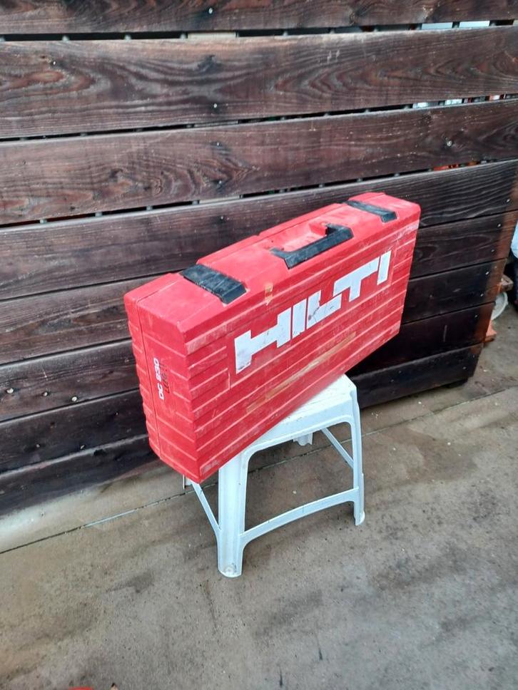 HILTI werk/machinekoffer L63B37H16  per stuk 10euro, Doe-het-zelf en Bouw, Gereedschapskisten, Ophalen of Verzenden