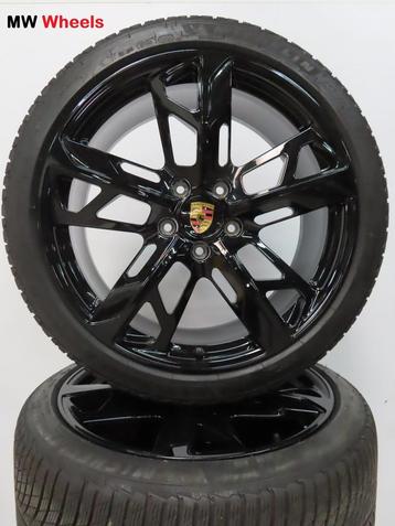 Originele Porsche Taycan 21 inch velgen Cross T winterbanden