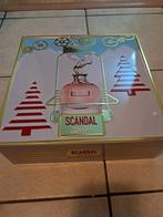 Coffret Scandal de luxe, Enlèvement