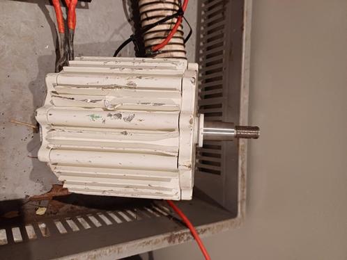 Generator voor windmolen 1kW, Tuin en Terras, Windwijzers en Windmolens, Gebruikt, Ophalen of Verzenden