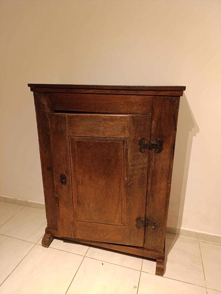 Meuble ancien type confiturier en chêne à restaurer, Maison & Meubles, Armoires | Autre, Utilisé, Enlèvement