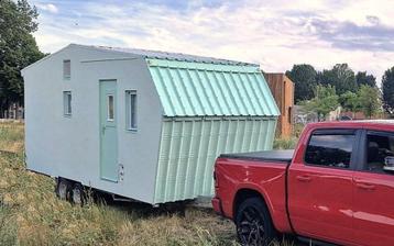 mooie en comfortabele tiny op wielen, 6m lang beschikbaar voor biedingen
