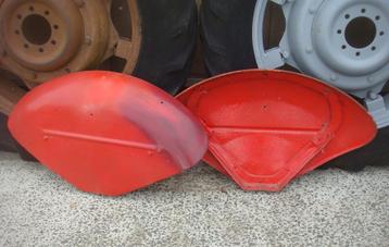 tractor spatborden voor oldtimer mf of fordson beschikbaar voor biedingen