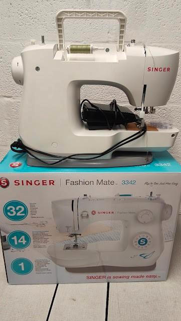 Machine à coudre Singer fashion mate 3342, Hobby & Loisirs créatifs, Machines à coudre & Accessoires, Comme neuf, Machine à coudre
