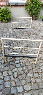Antiek ijzeren bed, Huis en Inrichting, Slaapkamer | Bedden, Ophalen, Gebruikt, 90 cm, Eenpersoons