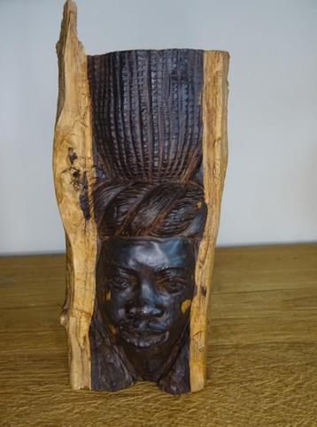 African Art: handgesneden beeld in ijzerhout, ebbenhout beschikbaar voor biedingen