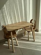 Houten tafel met 2 stoelen, Kinderen en Baby's, Ophalen, Gebruikt, Stoel(en)