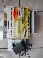 Switch Hub 8 port Q-TEC, Ophalen of Verzenden, Zo goed als nieuw