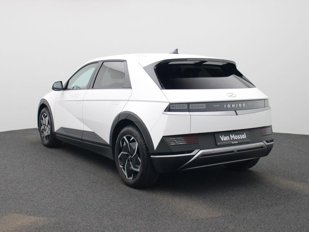 Hyundai Ioniq 5 77.4kWh Core | GARANTIE TOT 01/2029! | ACHTE, Auto's, Hyundai, Automaat, Zwart, IONIQ 5, Wit