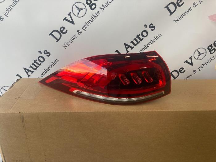 Achterlicht links van een Mercedes GLE, Auto-onderdelen, Verlichting, Mercedes-Benz, Nieuw, 3 maanden garantie, Ophalen of Verzenden