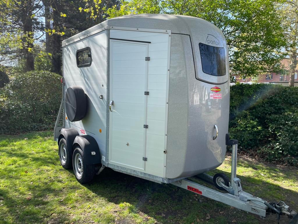 Paardentrailer Böckmann Portax E, Ophalen, Zo goed als nieuw, Aluminium, 2-paards trailer
