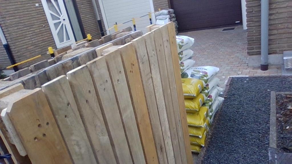 3 palleten  MOETEN WEG, Ophalen, Gebruikt, Pallet