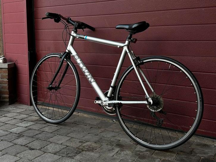 B'TWIN Fit 300 – Sportieve Hybride Fiets (Maat M), Vélos & Vélomoteurs, Vélos | Hommes | Vélos de sport & Vélo de randonnée, Utilisé