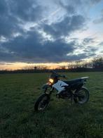 Yamaha DTR50SM, Fietsen en Brommers, Ophalen, 6 versnellingen, Yamaha, Zo goed als nieuw
