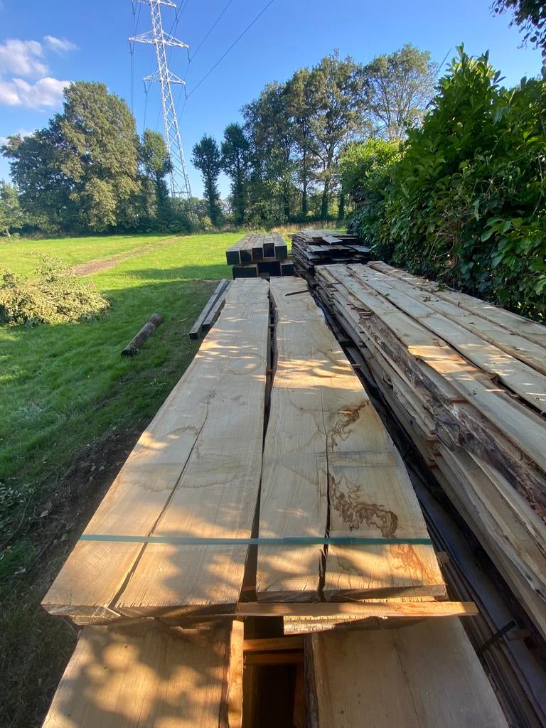 Eik schaaldelen en balken, Jardin & Terrasse, Poteaux, Poutres & Planches, Comme neuf, Poutres, Enlèvement