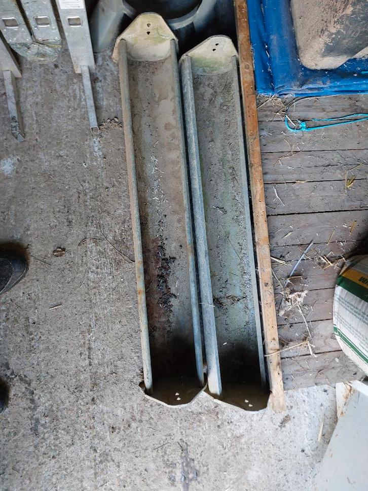 Kippenmateriaal te koop – drinkbak, draad en voederbakken, Dieren en Toebehoren, Pluimvee | Toebehoren, Ophalen