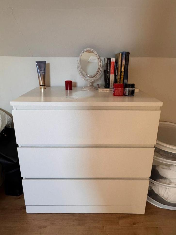 Titre : IKEA MALM Commode 3 tiroirs - Blanc, Maison & Meubles, Armoires | Commodes, Comme neuf, Enlèvement