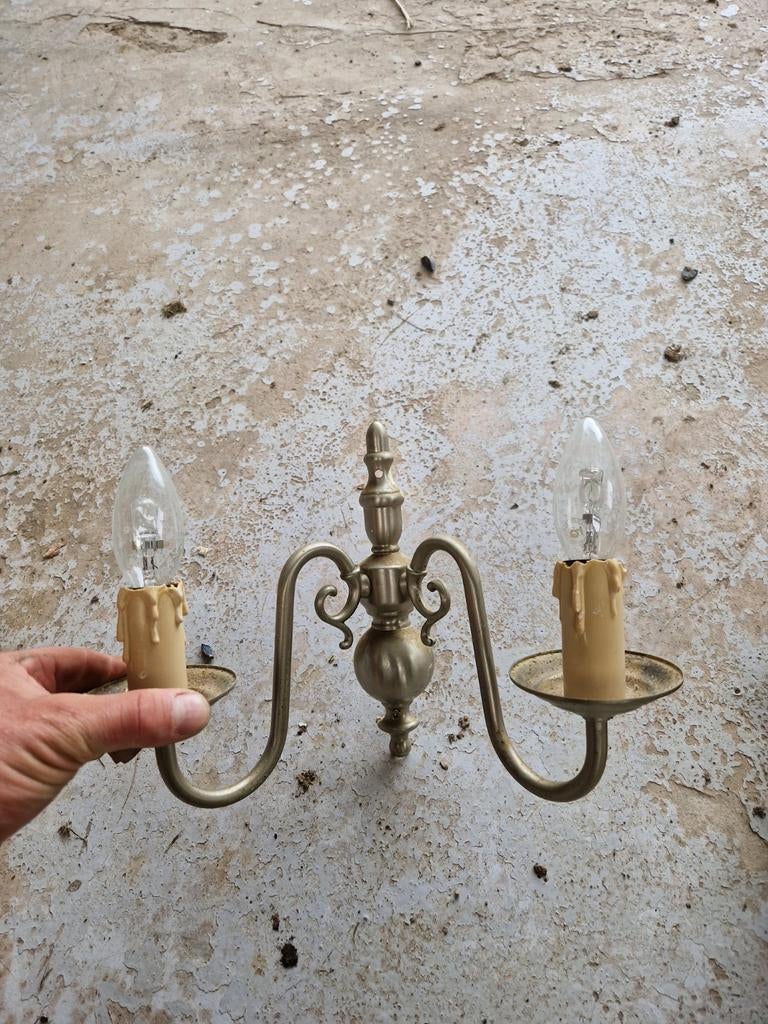 Luminaire murale, Enlèvement