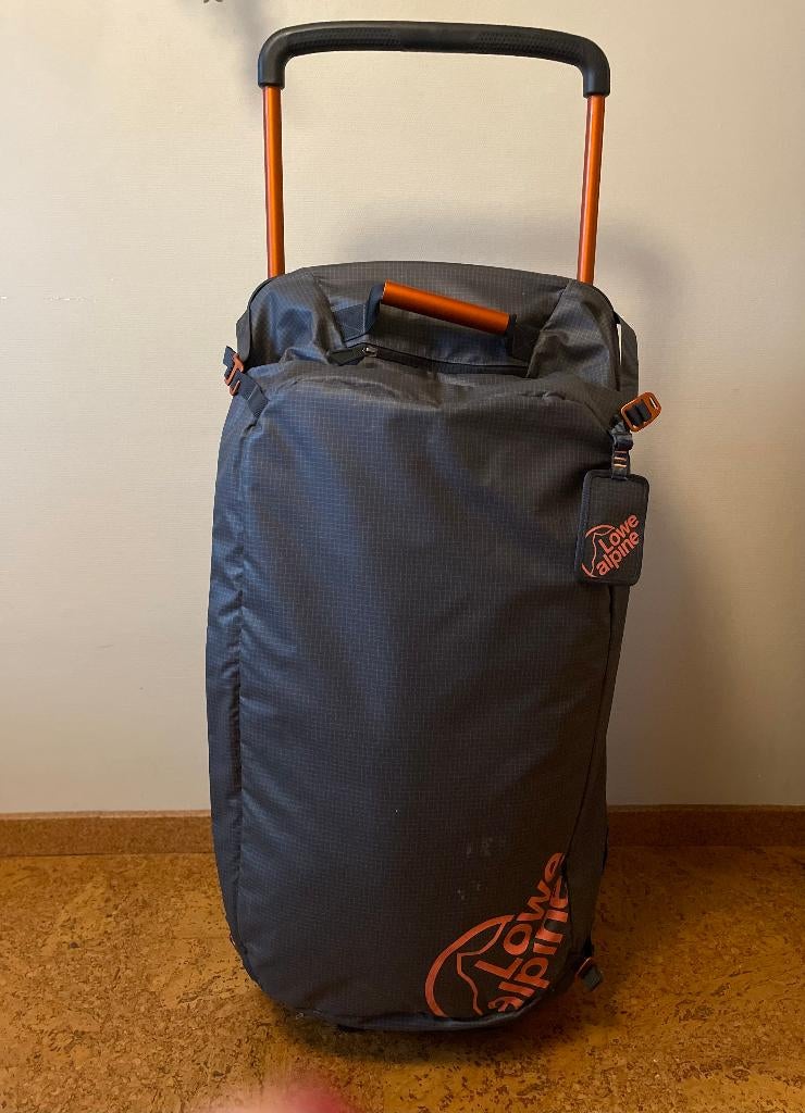 Reiskoffer / trolley met wielen ( LOWE ALPINE WHEELIE 120 ), Handtassen en Accessoires, Koffers, Ophalen, Zo goed als nieuw, Wieltjes